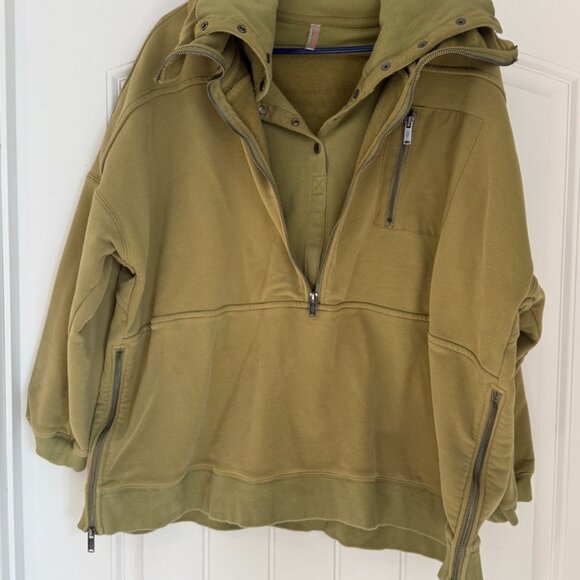 SMALL Free People Movement Venture Pullover Top Layered Womens - Picture 2 of 15